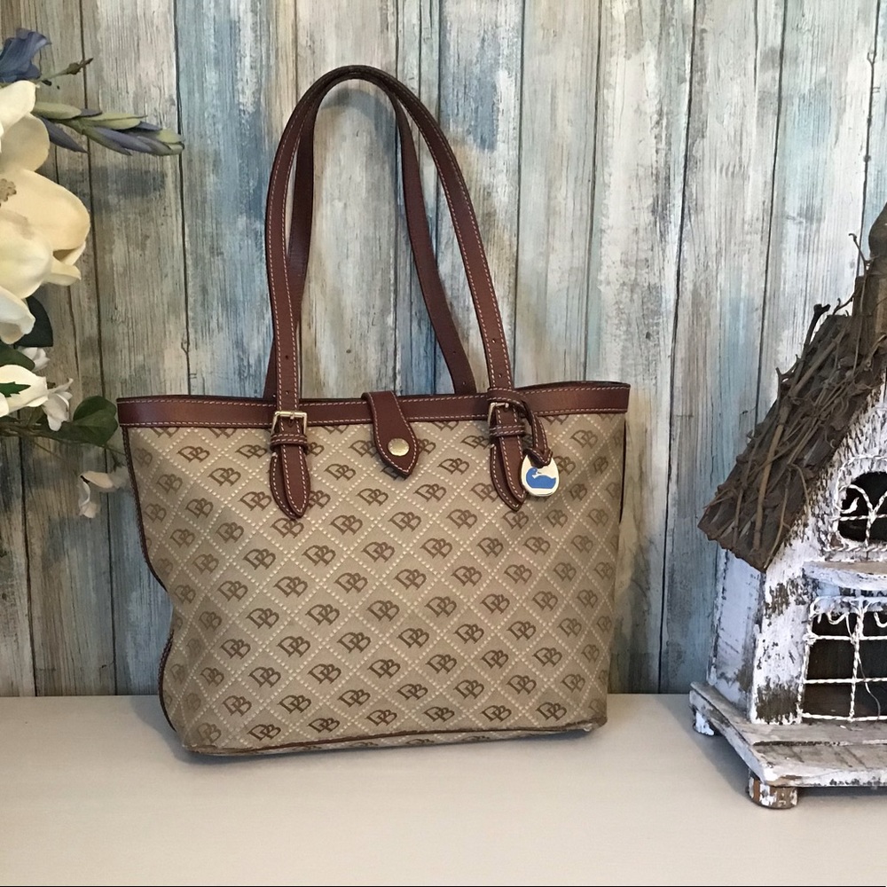 Dooney & Bourke Handbag